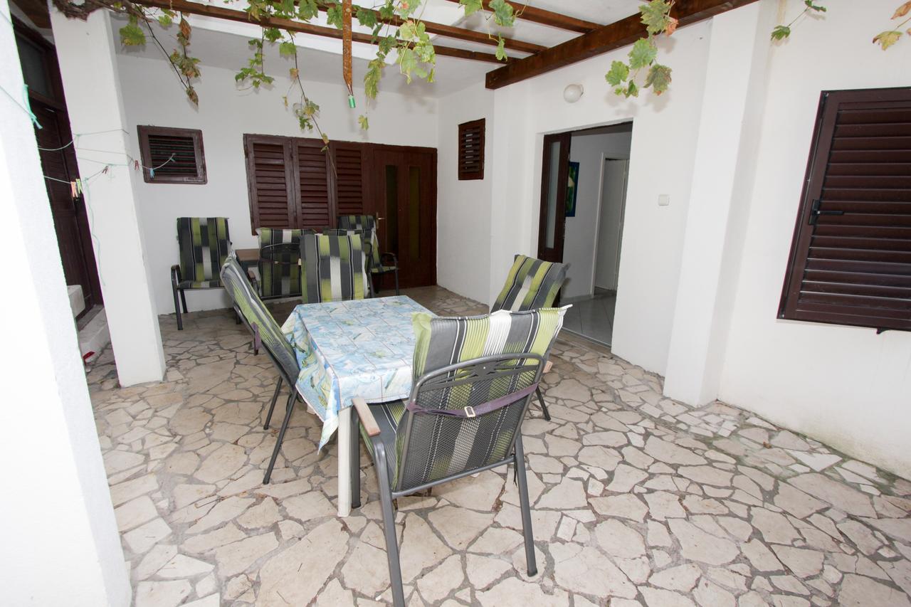 Apartments Nadia Igrane Εξωτερικό φωτογραφία