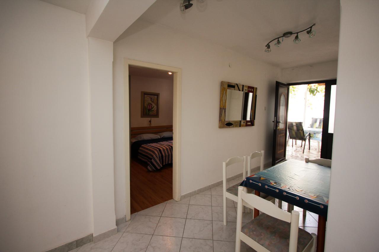 Apartments Nadia Igrane Εξωτερικό φωτογραφία