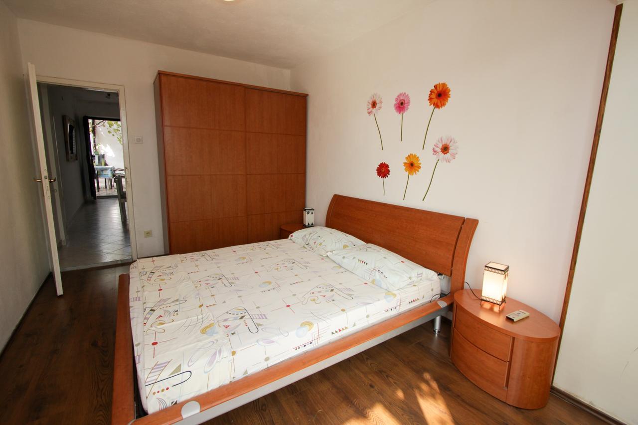 Apartments Nadia Igrane Εξωτερικό φωτογραφία