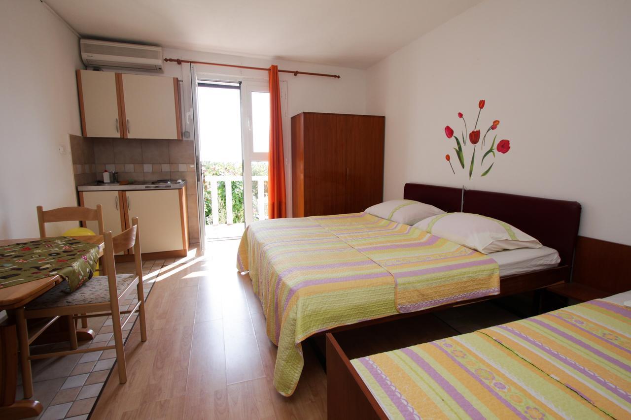 Apartments Nadia Igrane Εξωτερικό φωτογραφία