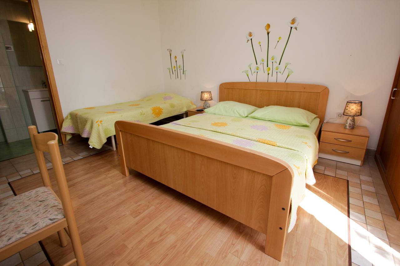 Apartments Nadia Igrane Εξωτερικό φωτογραφία